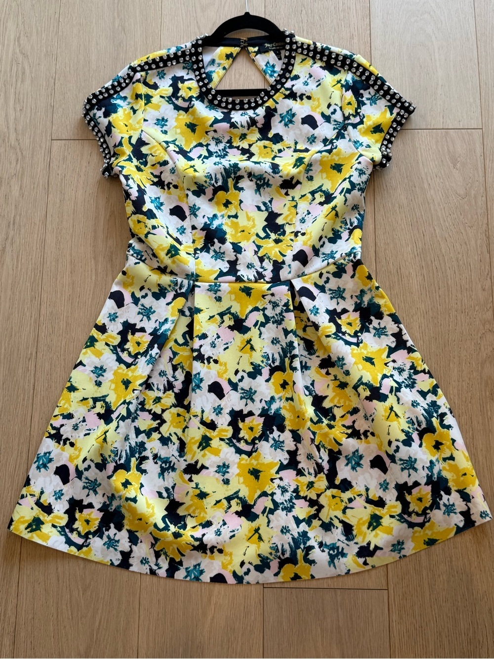 Juicy Couture Runway Dress Floral Crystal Embellished Mini Vogue Featured Rare